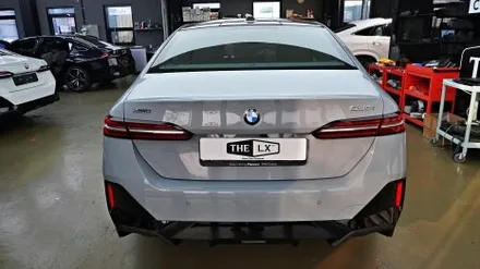 BMW 5시리즈 530i 틴팅 시공 갓성비 \'퀀텀\'으로 결정 !