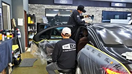 벤츠 e클래스 기본 필름에서 솔라가드 프리미엄 퀀텀으로 재시공하다! by 틴모터스 / 더엘엑스인천청라원창 / 솔라가드프리미엄인천청라원창