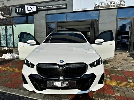 bmw 5시리즈 520i 신차패키지 고민이신가요?!