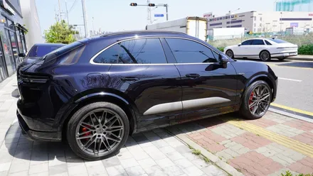 2025 포르쉐 전기차 마칸EV 터보~청라 썬팅~