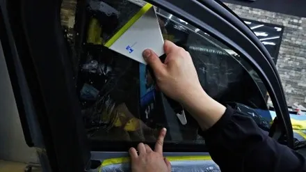 BMW 5시리즈 530i 틴팅 시공 갓성비 \'퀀텀\'으로 결정 !