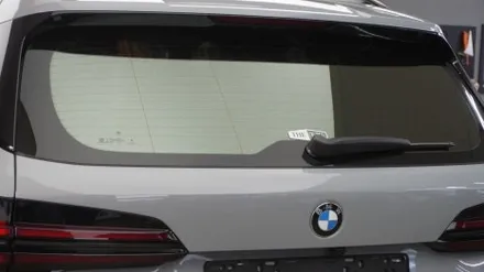 2026 BMW X5 퀀텀 썬팅 재시공 (전면-28%,1열-14%,2열-8%,열선-8%)