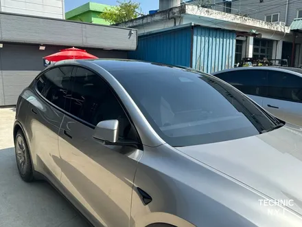 창원 썬팅, 테슬라 모델YL 생고뱅 파노라마 럭스X 시공했어요