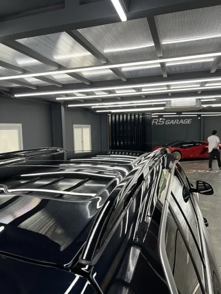 BMW X7 랩핑 크롬죽이기 루프랙 시공
