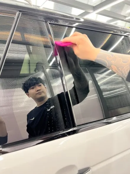 레인지로버 보그 오너의 필수. 하이그로시 PPF 시공