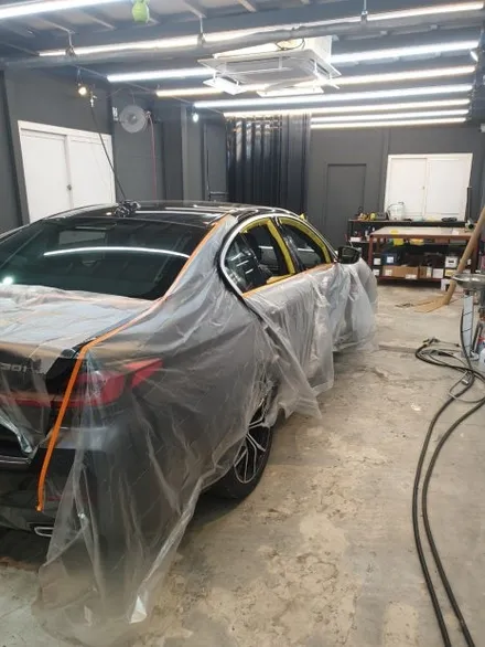 BMW 530i 루마 버텍스900 썬팅 시공 과정