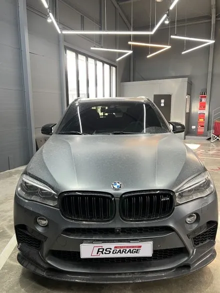 BMW X5M 랩핑재시공 에이버리 사탄다크그레이