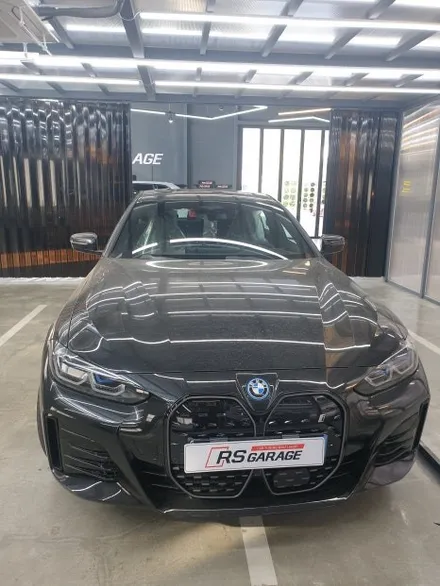 [하루 1대 한정] BMW i4 신차패키지 - 썬팅 버텍스900, 전체 PPF 스텍, 시트가죽코팅