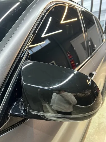 BMW X5M 랩핑재시공 에이버리 사탄다크그레이