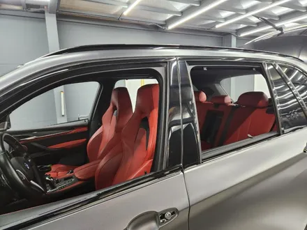 BMW X5M 랩핑재시공 에이버리 사탄다크그레이