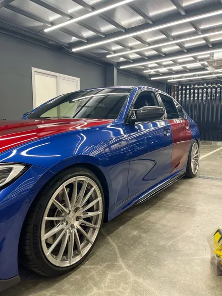 가장 완벽한 3시리즈 M340i 전체랩핑 이노즈텍 뱀파이어레드