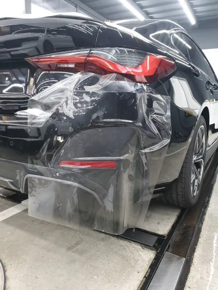 [하루 1대 한정] BMW i4 신차패키지 - 썬팅 버텍스900, 전체 PPF 스텍, 시트가죽코팅