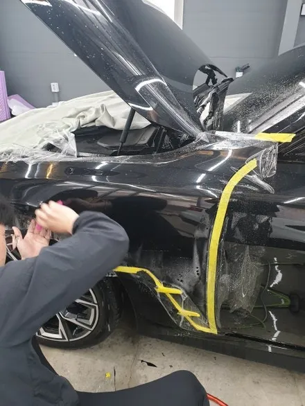 [하루 1대 한정] BMW i4 신차패키지 - 썬팅 버텍스900, 전체 PPF 스텍, 시트가죽코팅