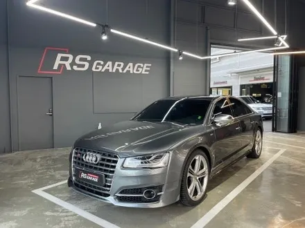 진리의 사틴화이트펄 랩핑 아우디 S8 전체랩핑