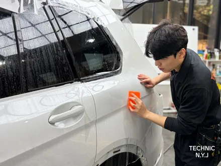 수원 PPF BMW X7의 완벽한 보호, \'테크닉\'의 정교한 기술로 완성하다