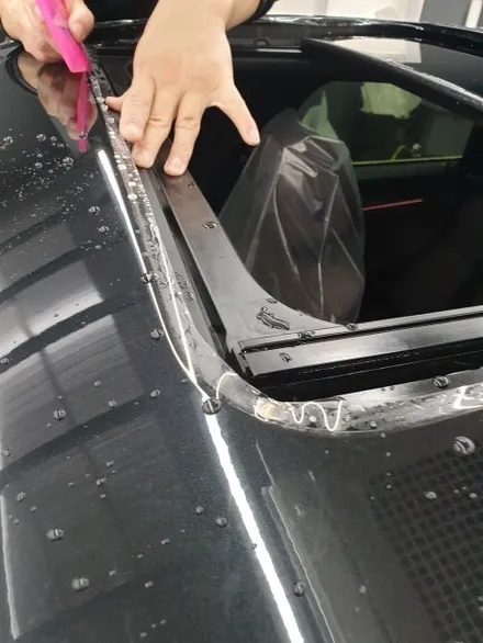 [하루 1대 한정] BMW i4 신차패키지 - 썬팅 버텍스900, 전체 PPF 스텍, 시트가죽코팅