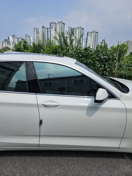 BMW 5GT 썬팅재시공 농도추천. 솔라가드 퀀텀 새턴 가격비교