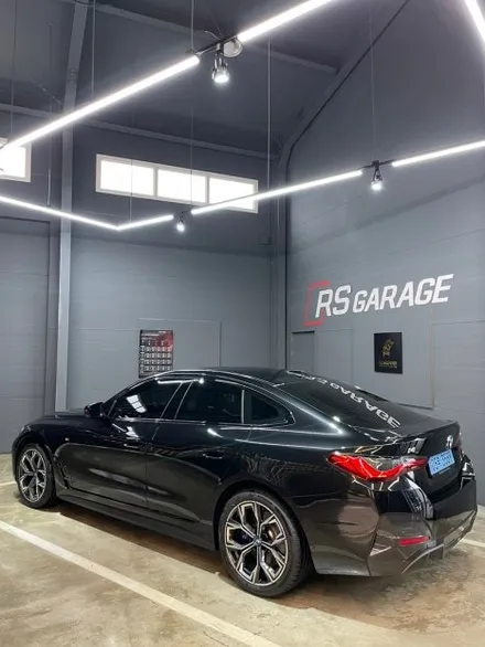 [하루 1대 한정] BMW i4 신차패키지 - 썬팅 버텍스900, 전체 PPF 스텍, 시트가죽코팅