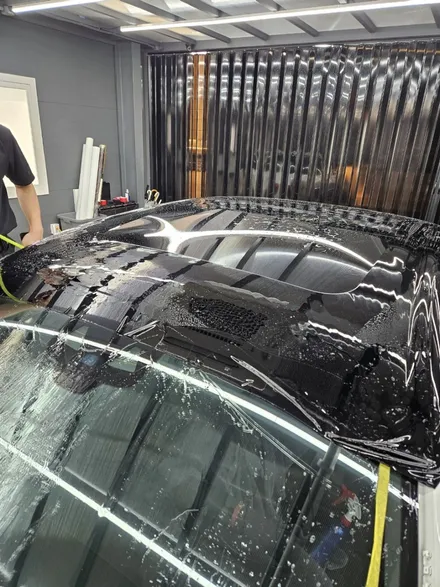 저세상 광도! 벤츠 E300 블랙PPF  루프스킨