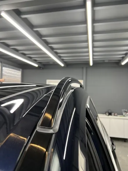BMW X7 랩핑 크롬죽이기 루프랙 시공