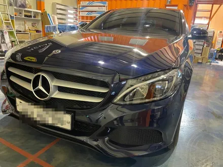 김포 벤츠 C클래스 W205 C200 순정보다 더 순정같은 비노출 매립엠비언트 무드등 시공했어요~!! DMX김포점 동호회협력업체 / 김포,일산,고양