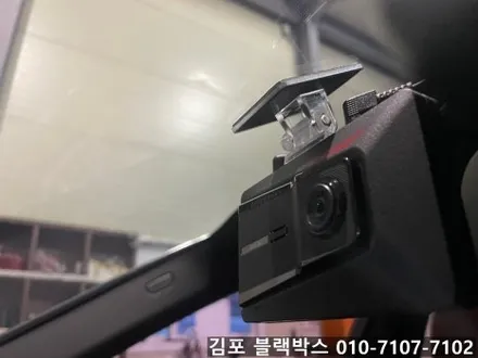 김포 BMW 7시리즈 4채널 블랙박스 아이나비 Z9500 & 에코파워팩 보조베터리 S12 / 김포 감정동