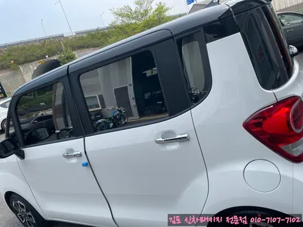 김포 신차패키지 레이 열차단썬팅 레인보우v90 반사필름 + 파인뷰 블랙박스 + 보조베터리 셀스타sf100 완벽셋팅 깔끔시공했어요!! / 김포,일산,고양