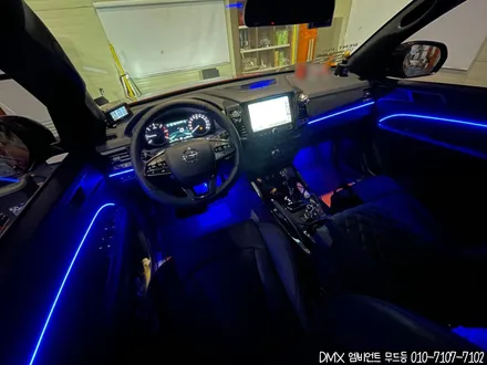 더 뉴 렉스턴 스포츠 칸 DMX 매립 풀 컬러 엠비언트 무드등 시공 플로팅스피커 엠비언트 연동 했어요. (김포일산파주인천서울) / 김포,일산,고양