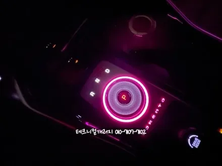 쏘렌토MQ4 엠비언트 기능 활성화 및 연동시공!! 순정보다 더 순정같은 퀄리티!!  (시흥 배곧) / 김포 감정동