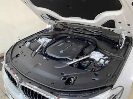 열차단 썬팅필름 아마테라스 HN등급 시공 <BMW 6GT> / 서울 마포구 서교동