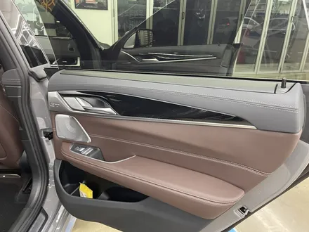 BMW 6gt 피아노블랙 하이그로시 실내 PPF 마포구 제이튠 / 서울 마포구 서교동