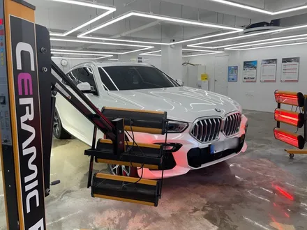 BMW X6 신차검수 + 신차패키지(썬팅, PPF, 세라믹코팅) 용산 전시장 / 서울 마포구 서교동
