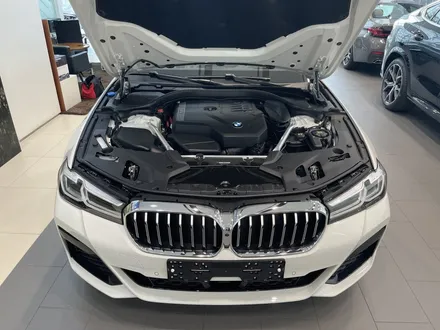 마포썬팅 신차 패키지 BMW 530i 본넷PPF + 생활보호 PPF 아마테라스 HN / 서울 마포구 서교동
