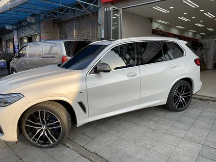BMW X5 아마테라스 틴팅 + 아이나비 퀀텀4K + 세라믹프로 신차패키지시공 / 서울 마포구 서교동