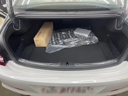 제네시스 G80 어항썬팅 루마 버텍스 900/700 / 서울 마포구 서교동
