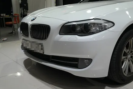 평택랩핑 천안랩핑 / BMW520D 에이버리 유광화이트 전체랩핑 / 평택시 칠괴동