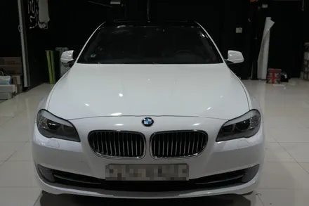 평택랩핑 천안랩핑 / BMW520D 에이버리 유광화이트 전체랩핑 / 평택시 칠괴동
