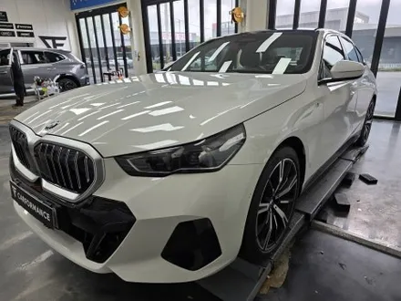 BMW 530i 신차패키지 시공과 그릴랩핑 시공 / 평택시 칠괴동