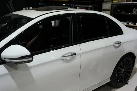 벤츠 E200 크롬죽이기 / 평택랩핑 안성랩핑 오산랩핑 천안랩핑 당진랩핑 아산랩핑 공도랩핑 / 평택시 칠괴동