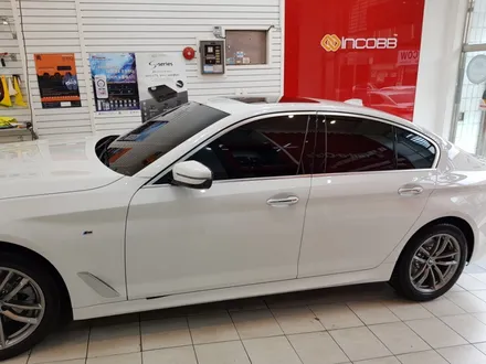 BMW 520D  틴트어카 신차패키지작업.틴팅.유리막.블랙박스.하이패스.PPF필름 등 / 부산 강서, 김해, 창원