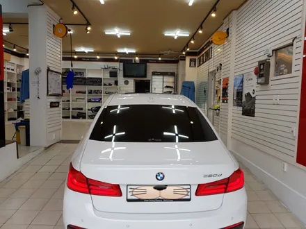 BMW 520D  틴트어카 신차패키지작업.틴팅.유리막.블랙박스.하이패스.PPF필름 등 / 부산 강서, 김해, 창원