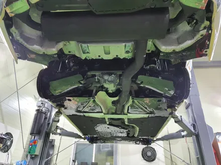 BMW  520i  쓰리원샷 투명언더코팅 (부산 투명언더코팅), 기능성 엔진룸코팅 / 부산 강서, 김해, 창원