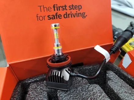 도요타 시에나 차량 LED 전조등. LED 안개등 (바이오라이트) / 부산 강서, 김해, 창원