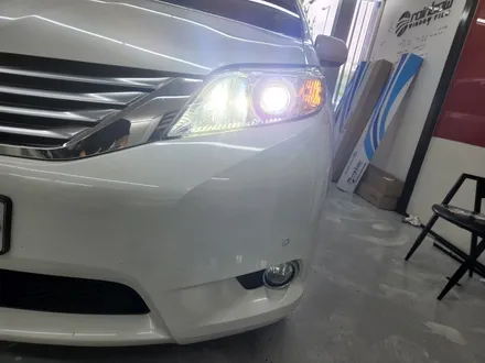 도요타 시에나 차량 LED 전조등. LED 안개등 (바이오라이트) / 부산 강서, 김해, 창원