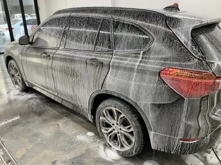 [MASTERPIECE] BMW X1 에이버리 반무광(사틴) 화이트 투톤 랩핑 시공 (고양시 덕양구 삼송 원흥 일산) / 고양,일산,김포,파주