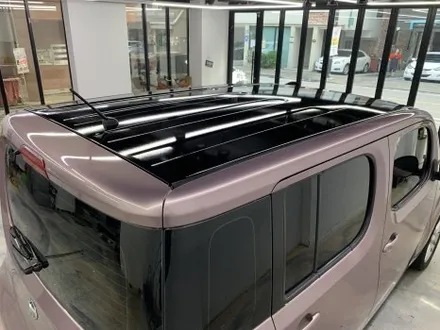 닛산 큐브 니파 아이스베리 파우더 핑크 전체 랩핑 + 3M 2080 유광 블랙 루프 랩핑 시공 (고양시 덕양구 삼송 원흥 일산) / 고양시 덕양구 삼송동