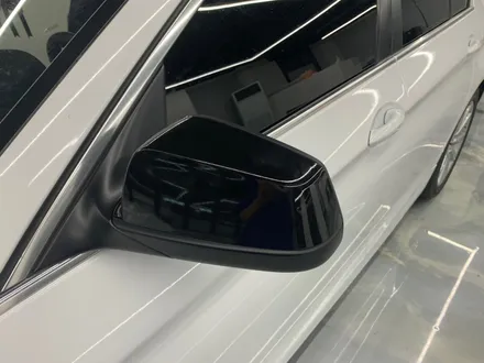 [MASTERPIECE] BMW 528I 에이버리 유광 화이트 전체 랩핑 + 루프 / 사이드미러 유광 블랙 랩핑 시공 / 고양,일산,김포,파주