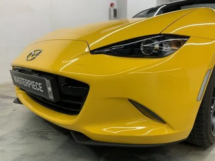 마쯔다 MX-5 고광택 썬플라워 옐로우 전체 랩핑 + 실내 랩핑 시공 (고양시 덕양구 삼송 원흥 일산) / 고양시 덕양구 삼송동