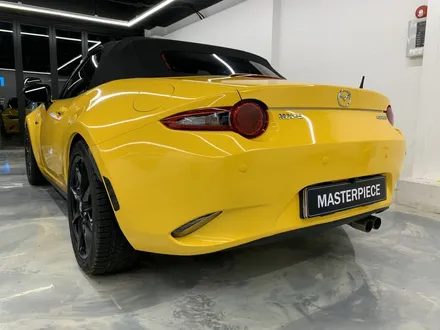 [MASTERPIECE] 마쯔다 MX5 에이버리 유광 다크 옐로우 전체 랩핑 + 실내 랩핑 시공 (고양시 덕양구 삼송 원흥 일산) / 고양,일산,김포,파주