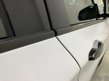 [MASTERPIECE] BMW X1 에이버리 반무광(사틴) 화이트 투톤 랩핑 시공 (고양시 덕양구 삼송 원흥 일산) / 고양,일산,김포,파주